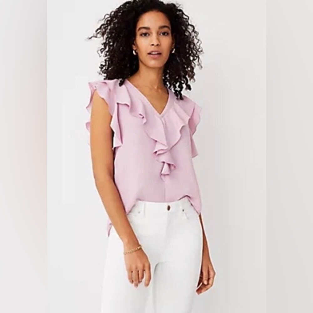 ⭐️$35 for 2⭐️ Ann Taylor Ruffle V-Neck Shell Precious Lilac Women Sz M